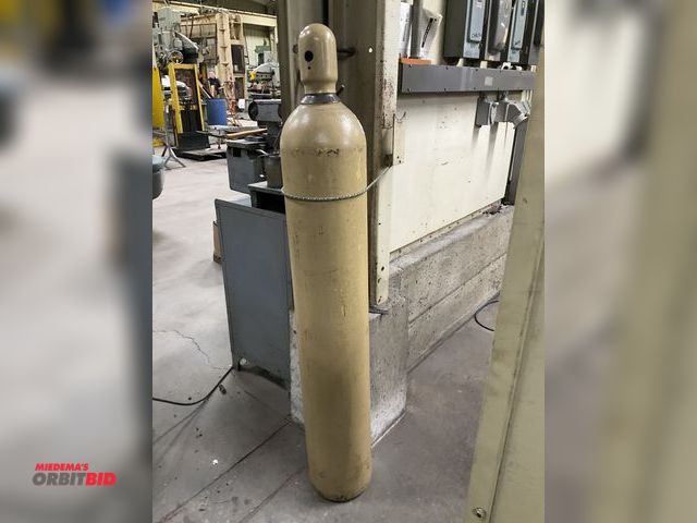 Lot 1-11371 - (1) full N.O.S. Welding Tank (75% helium/25%Argon)
