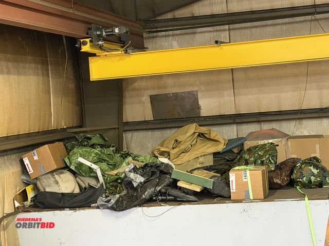 Lot 1-18595 - Large lot of assorted items on top of office structure, includes various tarps, sun shades, swimming...