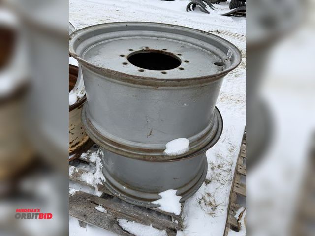 Lot 1-11674 - (1) set of Unverferth rims, approx. 29 3/4" diameter, approx. 15" from inside of bead to inside of b...