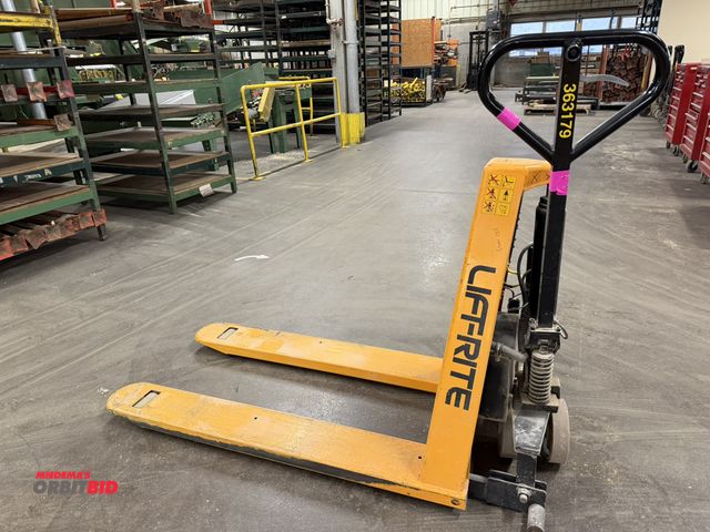 Lot 1-16896 - (1) Lift-Rite, model Ergo-Lift RG30E, 3000 lb. capacity, 12V, internal chargers, 48" x 7" wide forks...