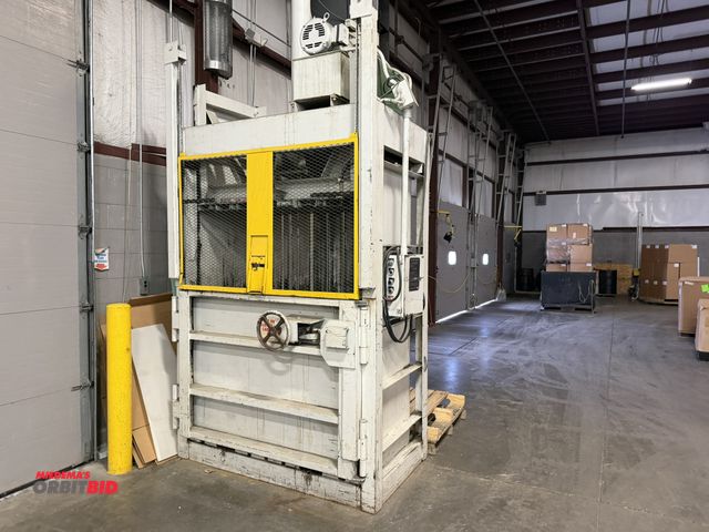 Lot 1-15790 - (1) Philadelphia Tramrail Company hydraulic cardboard baler, electric over hydraulic top mounted mot...