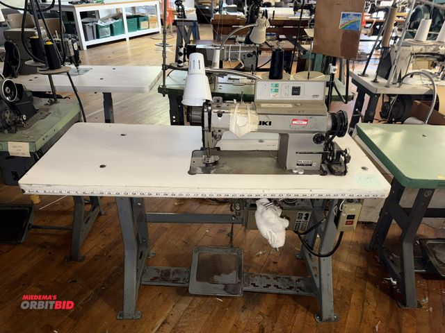 Lot 1-4658 - (1) Juki, model DDL-5550-6, S/N 022183, commercial sewing machine, Juki SC-120 counter control, powe...
