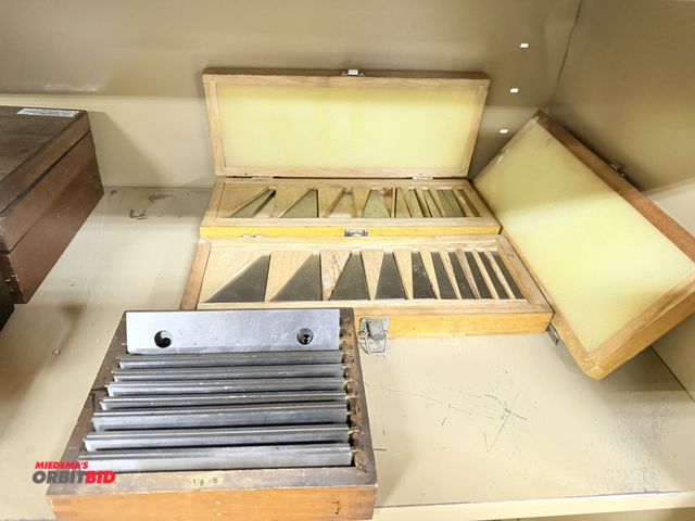 Lot 1-12399 - (2) partial sets of parallel angle blocks, parallel blocks, various plastic tubing, and (1) 36" widt...