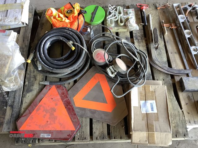 Lot 1-19055 - (5) Slow moving vehicle triangles, Magnetic trailer lights, Hydraulic hoses, Spring clips, Hitch pin...