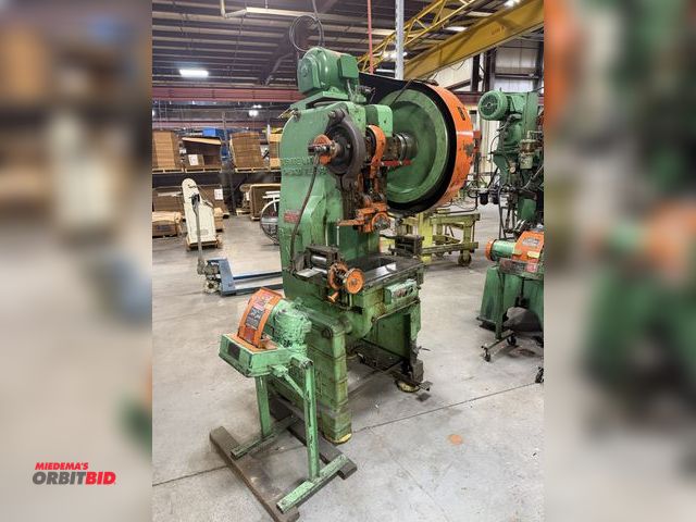 Lot 1-18522 - (1) Rousselle, model 3, 25-ton OBI punch press, 2" stroke, 135 strokes per minute, 10 3/4" shut heig...