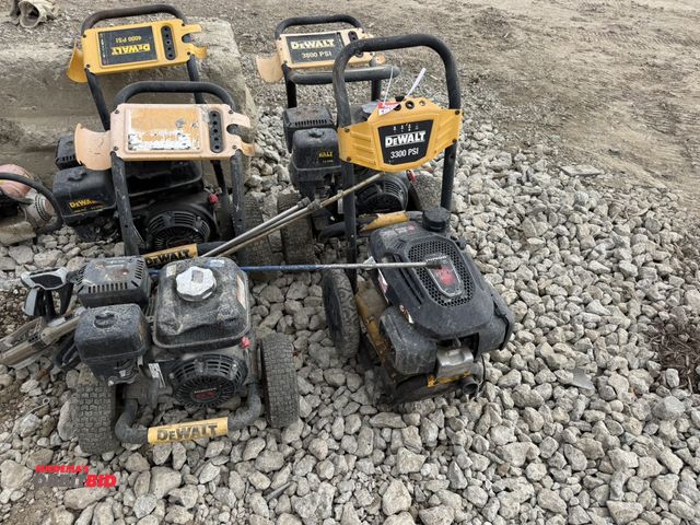 Lot 1-16064 - Lot of (4) DeWalt gas powered pressure washers with Honda motors, all are for parts or repair, inclu...