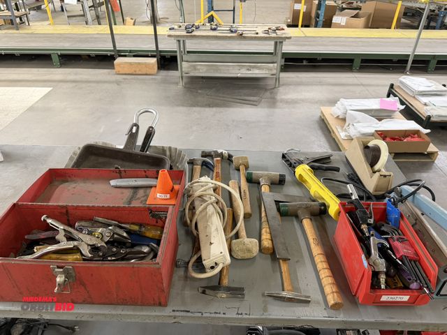 Lot 1-17404 - Lot of assorted tools, includes various vise grips, tin snips, hammers, channel locks, pliers, malle...
