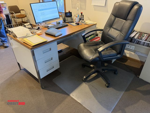 Lot 1-18942 - Contents of office furniture, includes (1) 60" x 36" steel desk with Formica wood top, (1) 60" x 30"...