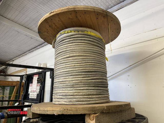 Lot 1-6186 - (1) partial spool of 5/8" pull rope.
