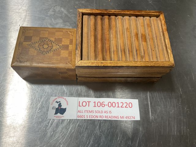 Lot 106-001220 - Set of two smaller jewelry boxes. One rock and one silver made in Italy belt. Smaller jewelry box is...