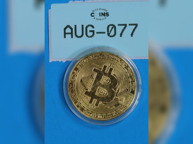 Lot 108-077 - COMMEMORATIVE BITCOIN TOKEN