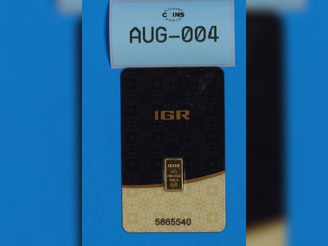 Lot 108-004 - 1/2 GRAM FINE GOLD 999.9 IN PLASTIC CARD