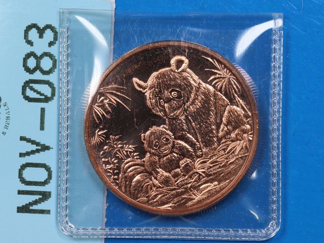 Lot 108-083 - 1oz 999 COPPER ROUND 2012 DATED PANDA BEARS BULLION ROUND