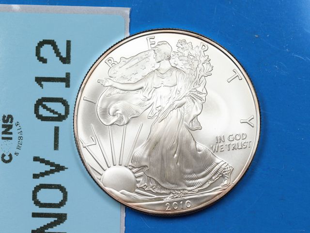 Lot 108-012 - 2010 AMERICAN SILVER EAGLE 1oz 999 SILVER BULLION COIN UNITED STATES MINTED