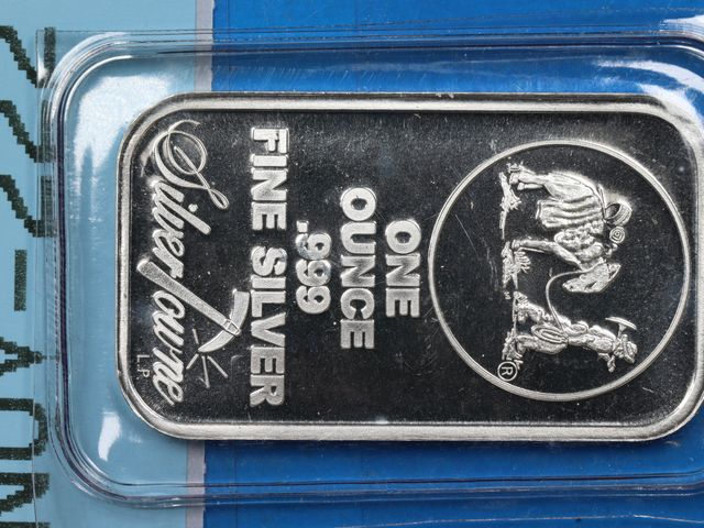 Lot 108-222 - 1OZ 999 SILVER BULLION BAR PROSPECTOR BULLION BAR