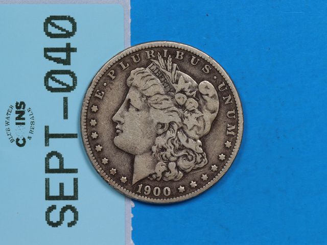 Lot 108-040 - 1900-O SILVER MORGAN DOLLAR $1 EARLY U.S SILVER TYPE COIN