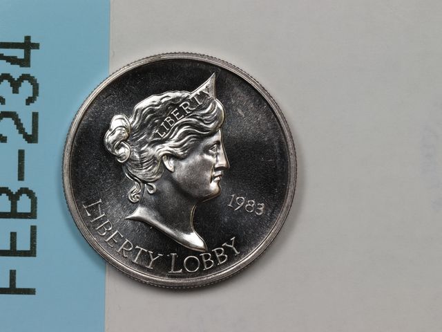 Lot 108-234 - VINTAGE LIBERTY LOBBY 1983 SILVER 1oz LADY LIBERTY .999 FINE SILVER BULLION