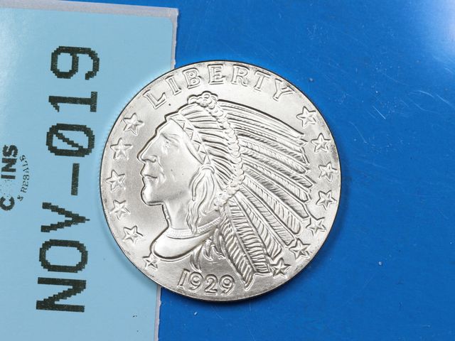 Lot 108-019 - 1oz 999 SILVER BULLION INCUSED INDIAN HEAD DESIGN BULLION ROUND