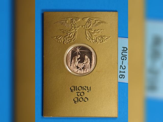 Lot 108-216 - 1978 FRANKLIN MINT MEDALLION CHRISTMAS CARD THE HOLY BIRTH