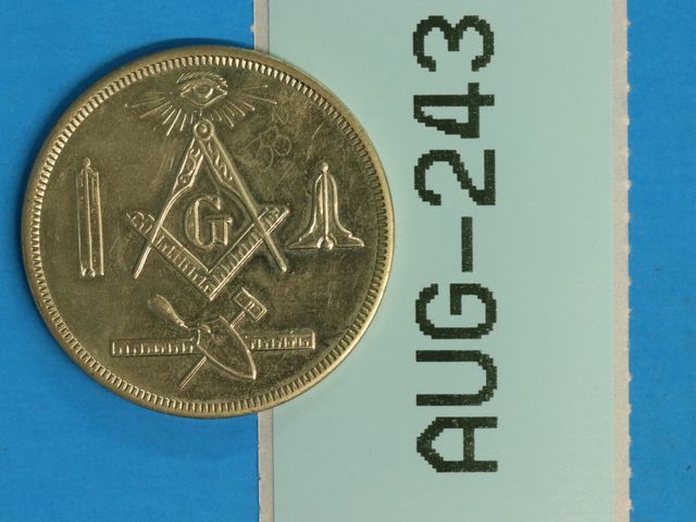 Lot 108-243 - MASONIC TOKEN MADE A MASON COIN