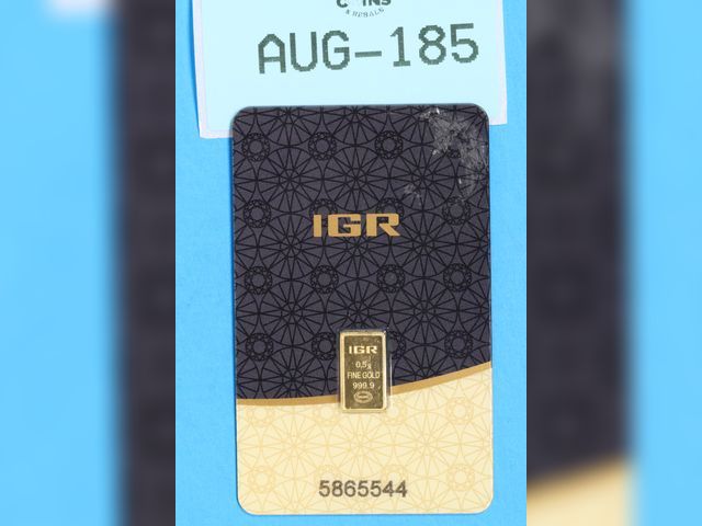 Lot 108-185 - 1/2 HALF GRAM GOLD IGR CARD 0.5GR FINE GOLD 999.9