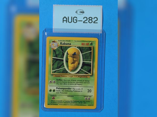Lot 108-282 - 33/102 KAKUNA 1999 POKEMON BASE SET NON HOLO PACK FRESH