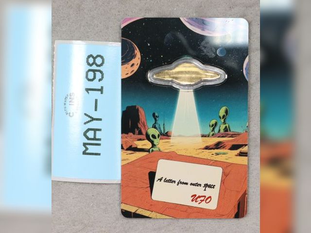 Lot 108-198 - 1/1000 TROY OZ 999 GOLD UFO LIBERIA $12 LIMITED EDITION CARDED