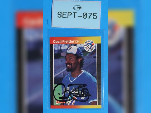 Lot 108-075 - CECIL FIELDER DH BLUE JAYS TORONTO AUTO SIGNED