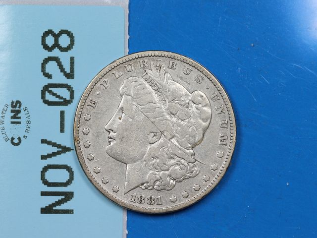 Lot 108-028 - 1881-O $1 MORGAN SILVER DOLLAR EARLY US TYPE COIN