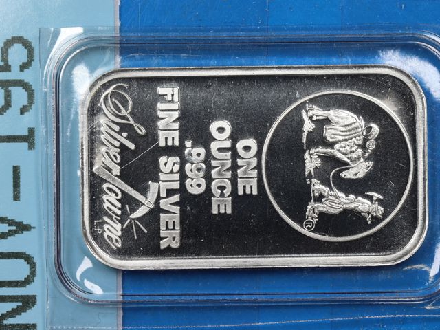 Lot 108-195 - 1oz 999 SILVER BULLION BAR BULLION SILVERTOWNE PROSPECTOR
