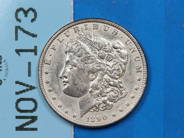 Lot 108-173 - 1890 $1 MORGAN SILVER DOLLAR EARLY US TYPE COIN