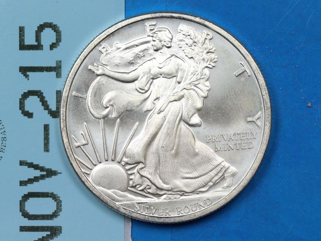 Lot 108-215 - 1OZ 999 SILVER BULLION ROUND WALKING LIBERTY DESIGN