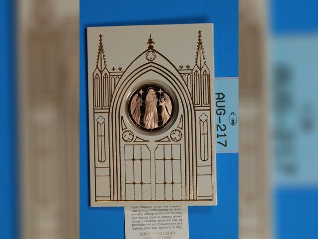 Lot 108-217 - 1989 FRANKLIN MINT FRANKLIN MINT HOLY MOTHER HOLY CHILD MEDALLION CHRISTMAS CARD