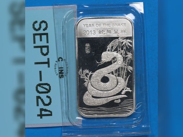 Lot 108-024 - 2013 1oz SILVER BAR YEAR OF THE SNAKE .999 FINE SILVER 1 TROY OUNCE SILVER