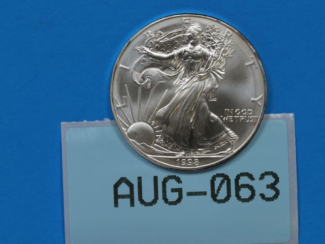 Lot 108-063 - 1998 SILVER AMERICAN EAGLE 1oz ONE DOLLAR $ SILVER