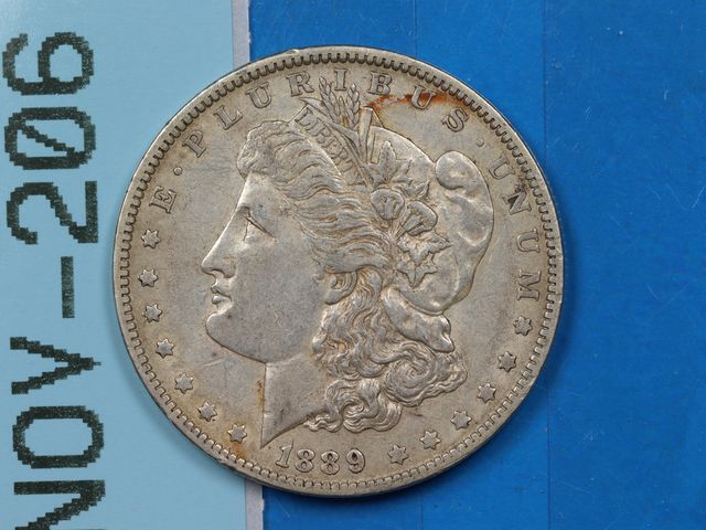 Lot 108-206 - 1889-O  $1 MORGAN SILVER DOLLAR EARLY US TYPE COIN