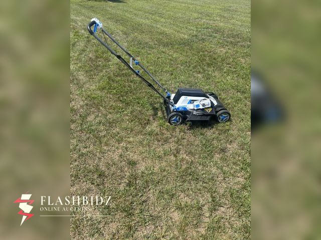 Lot 109-33 - Hart Push Mower NEW HART 18” 40V Cordless Push Lawn Mower with Battery &amp; Charger