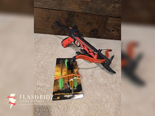 Lot 109-12 - Pistol Grip Crossbow with Broadhead Bolts