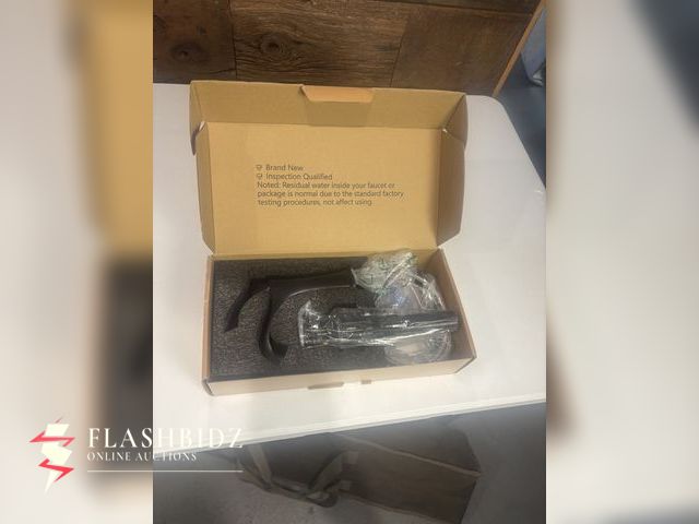 Lot 109-88 - Sanliv Modern Bathroom Faucet – Brand New in Box