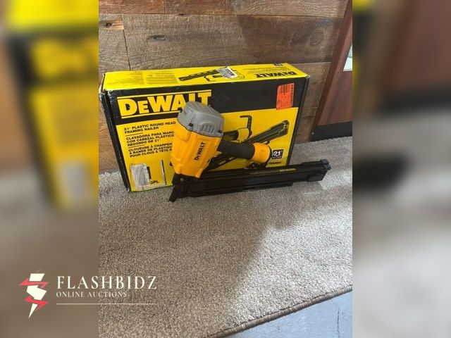 Lot 109-160 - DeWalt 21° Framing Nailer – FlashBidzDeWalt 21° plastic round head framing nailer. Heavy-duty and bu...
