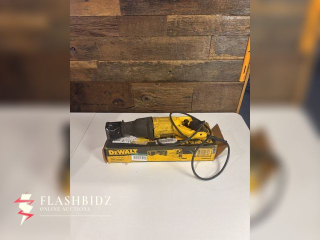Lot 109-121 - DeWalt Reciprocating Saw – Heavy Duty with Box