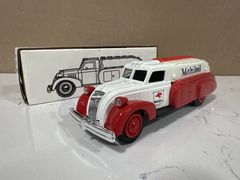 Lot 111-55525 - undefined