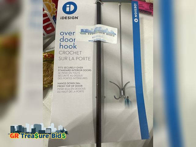 Lot 111-63548 - InterDesign Axis Easy Reach 24" Quad Hook, Over the Door Towel Holder or Coat Rack for Bathroom, Bed...