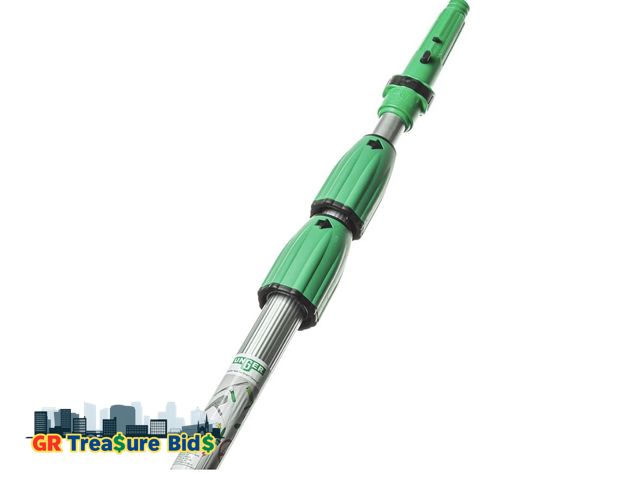 Lot 111-27499 - Unger Enterprises 30' OptiLoc Extension Pole - Case = 10  Unger Commercial OptiLoc 3-Section Extensi...