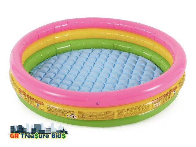 Lot 111-82626 - Intex Kiddie Pool - Kid's Summer Sunset Glow Design - 58" x 13" Seems unused new open box