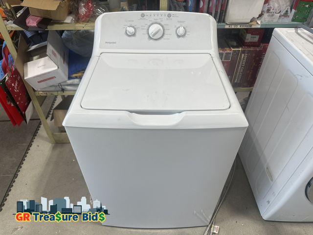 Lot 111-57865 - GE HTW240ASK6WS Washer HOTPOINT® 3.8 CU. FT. CAPACITY WASHER WITH STAINLESS STEEL BASKET