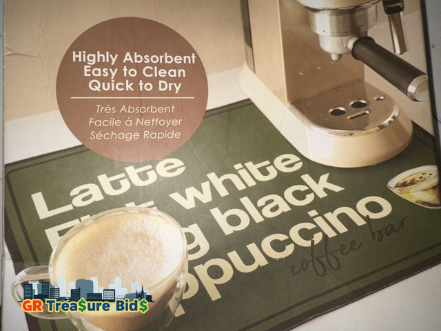 Lot 111-66782 - Chef’s Kitchen (Ciroa) Coffee Station Drip Mat – Green (15.5" x 19.5")