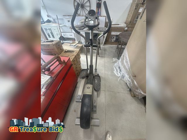 Lot 111-9373 - custom fit proform reflex stepper