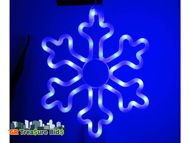 Lot 111-29547 - New 4pcs LED Snowflake Lights, Christmas Decorations Outdoor Lights,11.4”Snowflake Christmas Decorat...