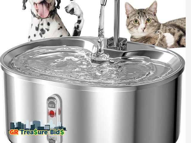 Lot 111-16385 - Cat &amp; dog Circulating pet water fountain